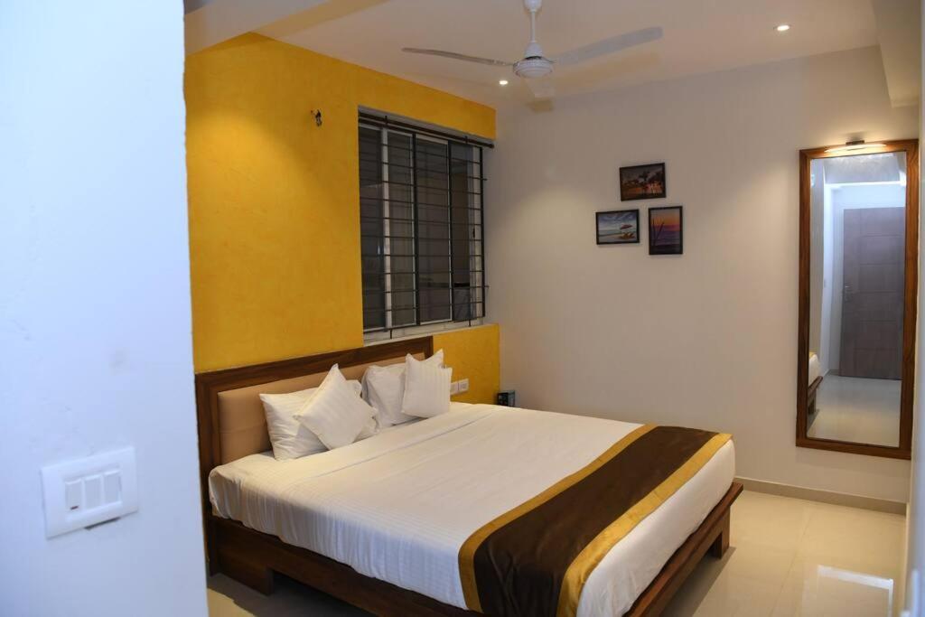Beach Heaven Deluxe Rooms&Serviced Apartments Suratakal Buitenkant foto
