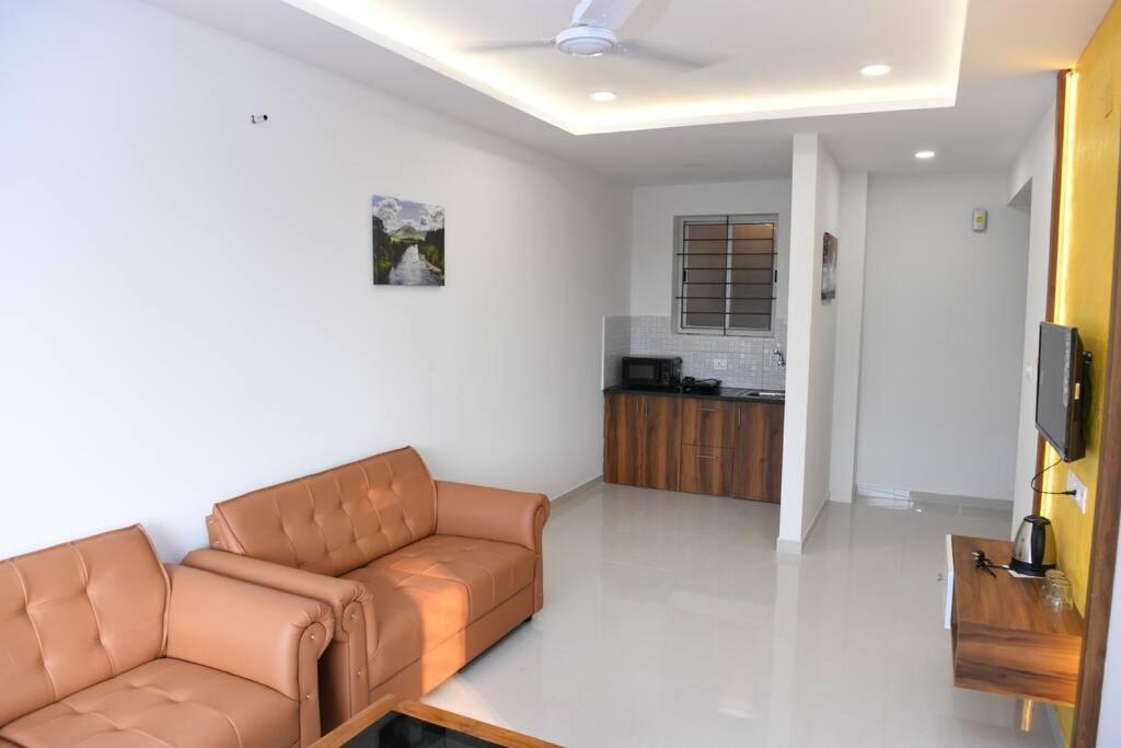 Beach Heaven Deluxe Rooms&Serviced Apartments Suratakal Buitenkant foto
